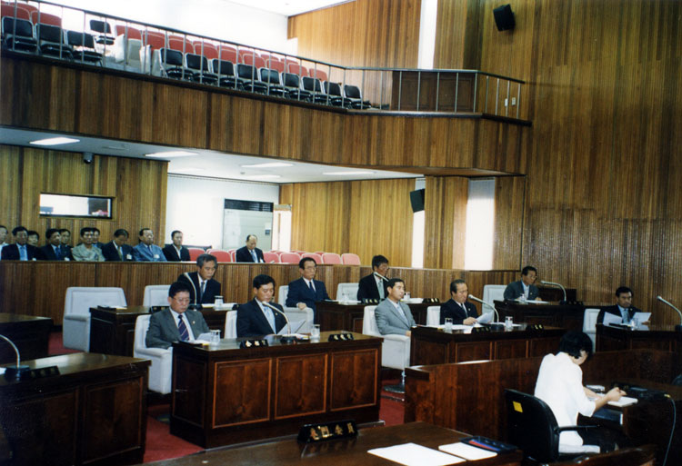 제69회 임시회(2002년 시정주요업무추진상황보고) 이미지(1)