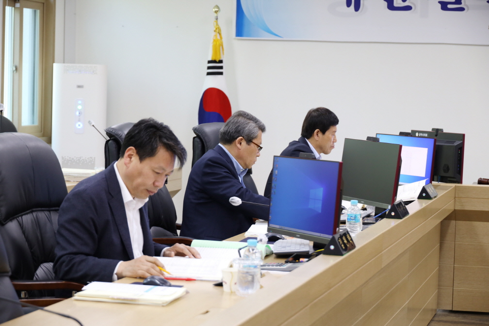 제243회 임시회 예산결산특별위원회 제3차 회의 이미지(2)