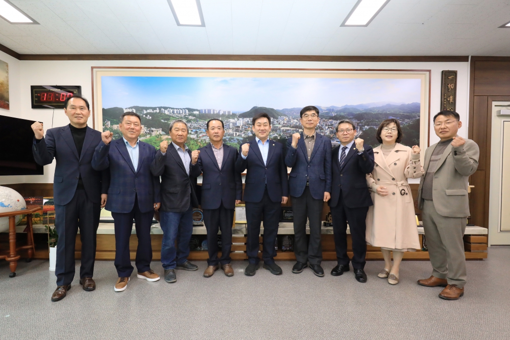 삼척시의회 2024회계연도 결산검사위원 위촉 보도자료 이미지(3)