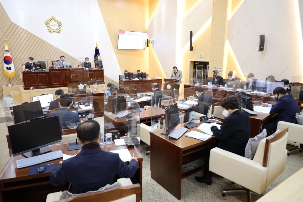 제225회 삼척시의회 임시회(제2차 본회의) 이미지(1)