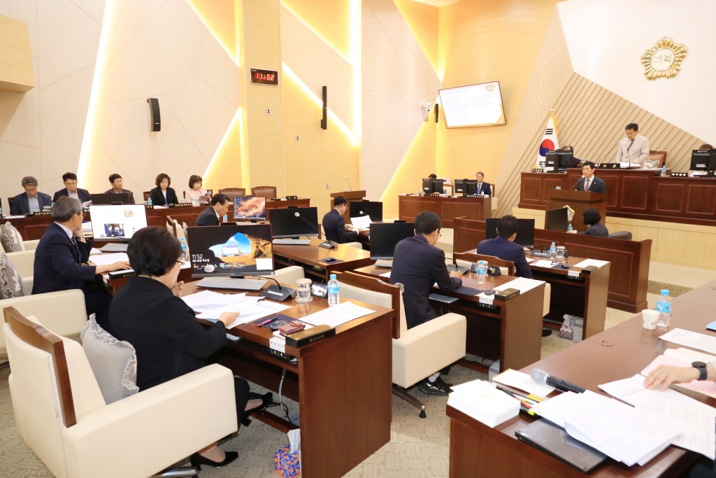 제263회 삼척시의회(제1차 정례회) 제2차 본회의 보도자료 이미지(5)