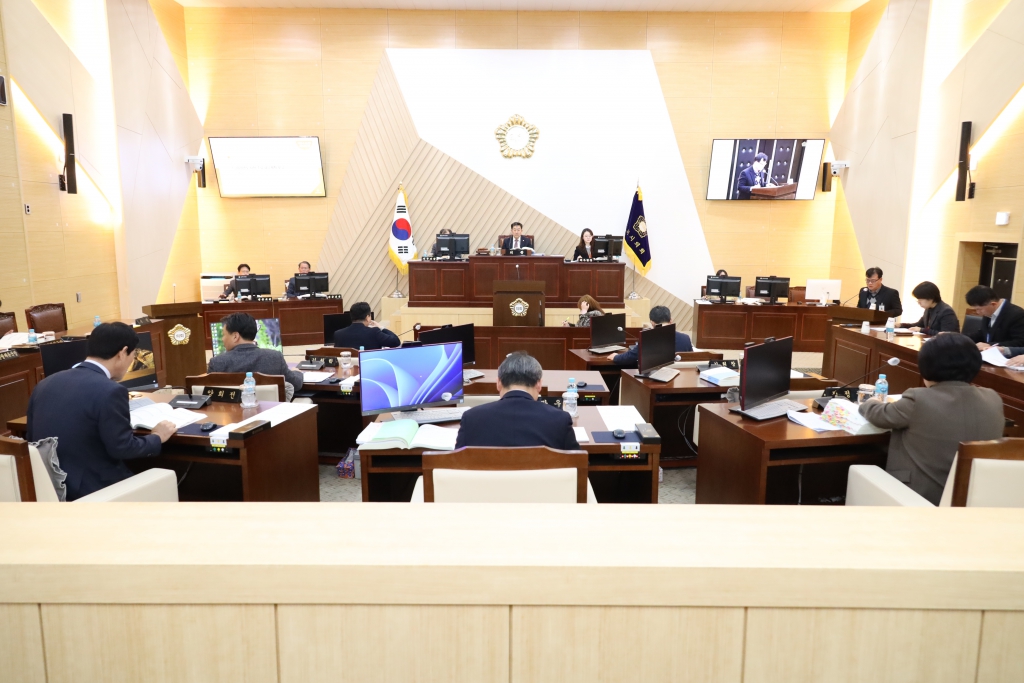 제260회 삼척시의회(임시회) 제8차 본회의 보도자료 이미지(4)