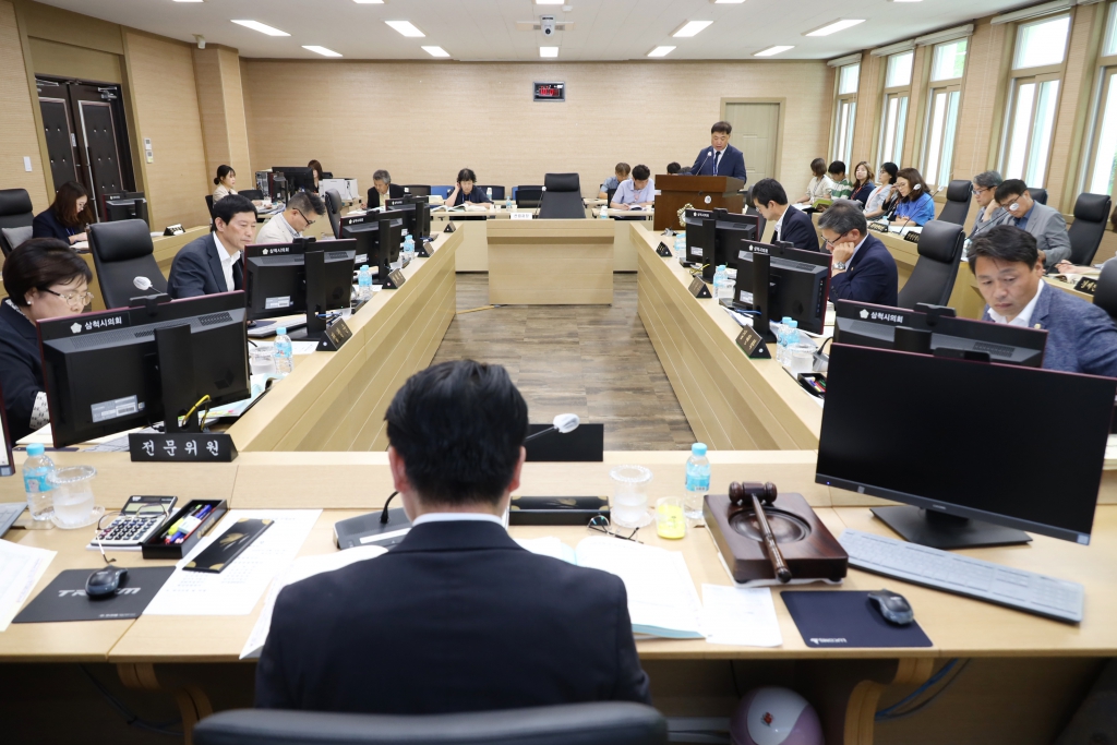 제256회 삼척시의회(임시회) 예산결산특별위원회 제3차 회의 보도자료 이미지(4)