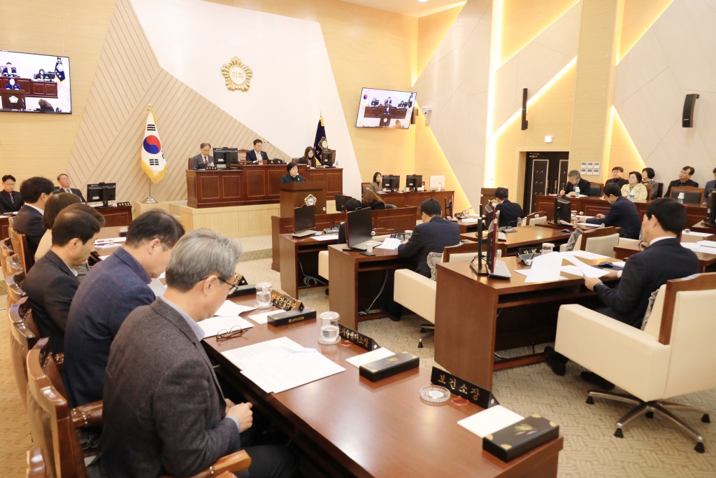 제261회 삼척시의회(임시회) 제2차 본회의 보도자료 이미지(2)