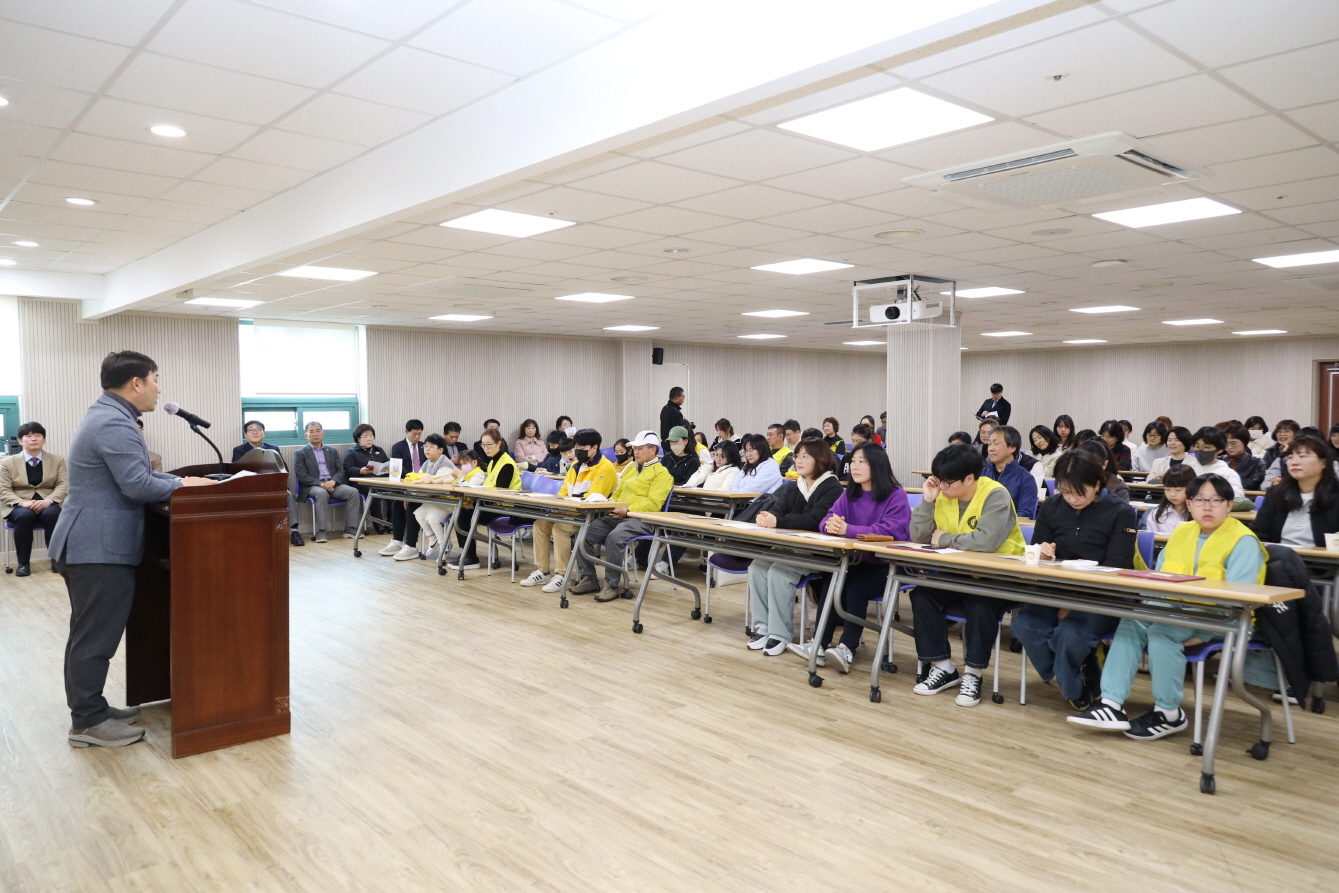 2025 비둘기가족봉사단 행복나눔 출발식 이미지(5)