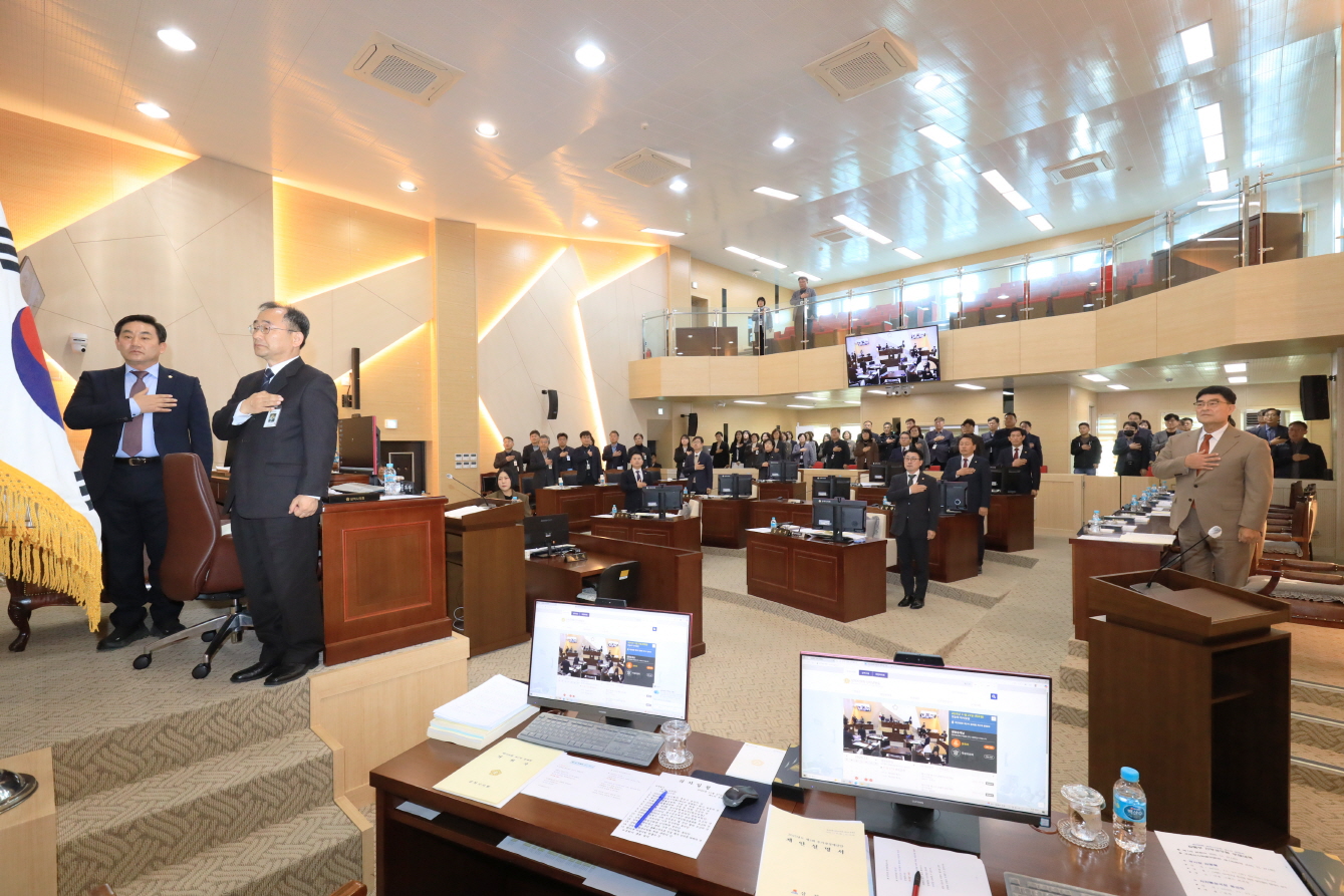 제268회 삼척시의회 제2차 정례회 제1차 본회의 이미지(1)