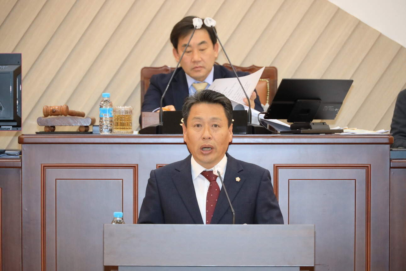 제268회 삼척시의회 제2차 정례회 제2차 본회의 이미지(4)