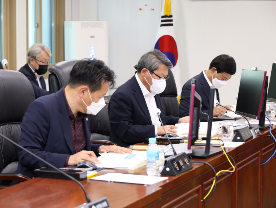 10월 정례의원간담회 이미지(2)