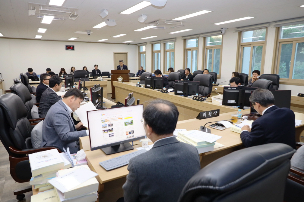 제250회 제2차 정례회예산결산특별위원회 제10차 회의 이미지(2)