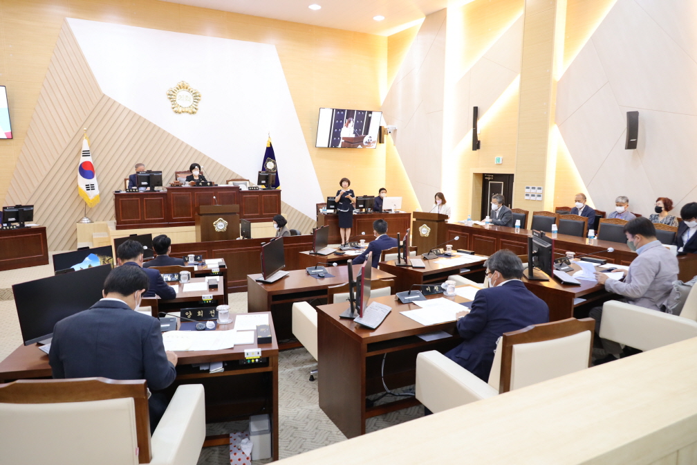 ■ 제238회 삼척시의회 임시회 개회 이미지(1)