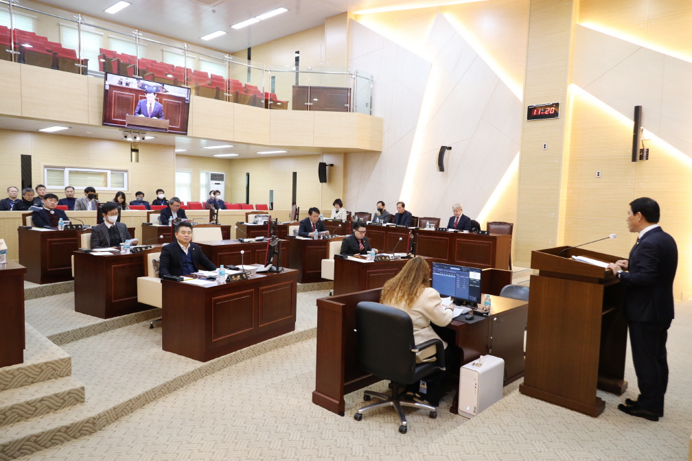 제242회 삼척시의회 임시회 제11차 본회의 이미지(1)