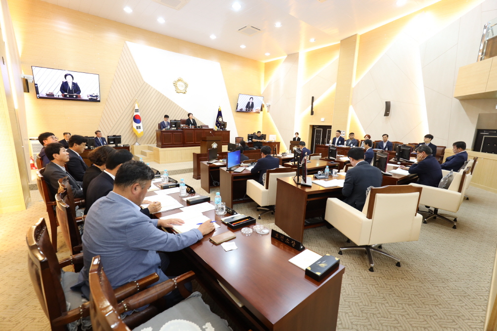 제254회 제1차 정례회 제1차 본회의 개회 이미지(4)