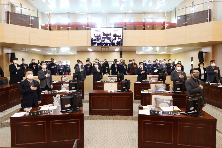 제242회 삼척시의회 임시회 제1차 본회의 개회 이미지(2)
