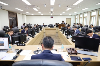 제247회 임시회 예산결산특별위원회 제2차 회의 대표이미지